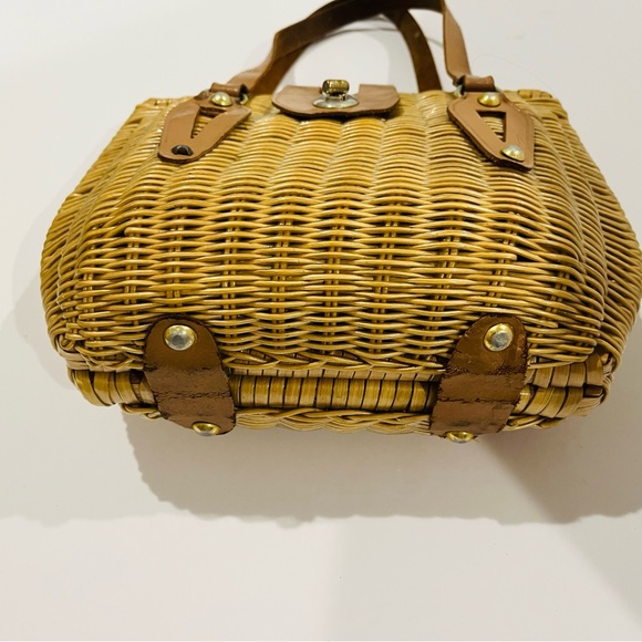 Vintage Brechner Bros Wicker Basket Handbag Granny purse made in Hong Kong - Picture 4 of 11
